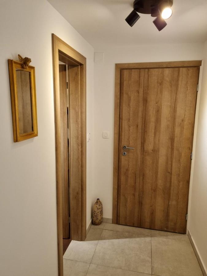 Apartman Ivano Cres Daire Dış mekan fotoğraf