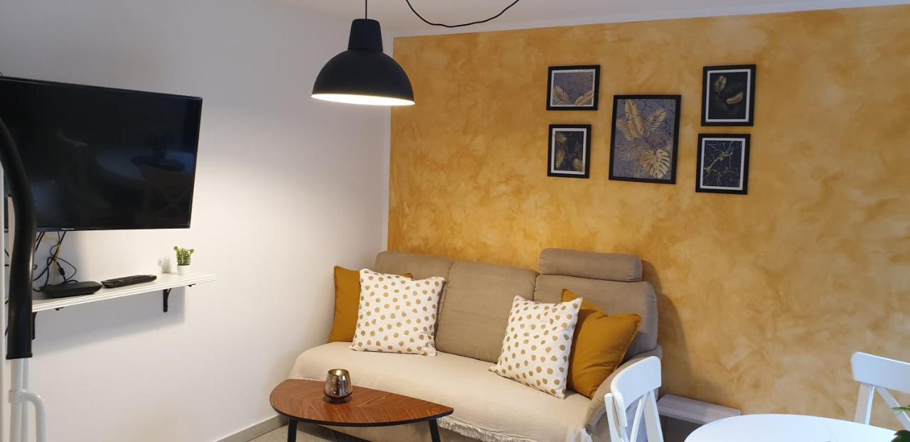 Apartman Ivano Cres Daire Dış mekan fotoğraf